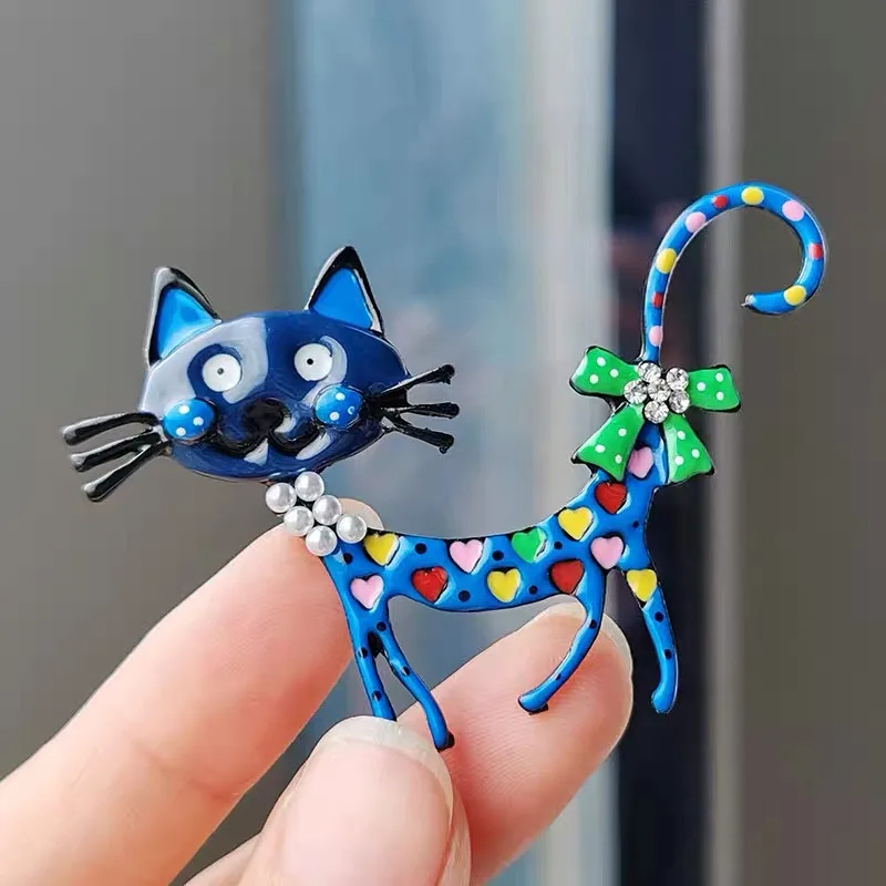 Whimsical Kitty Cat Brooch