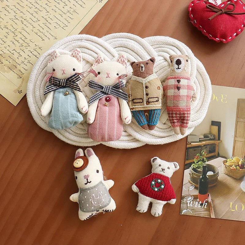 Linen Animal Pals Brooch (6 Designs)