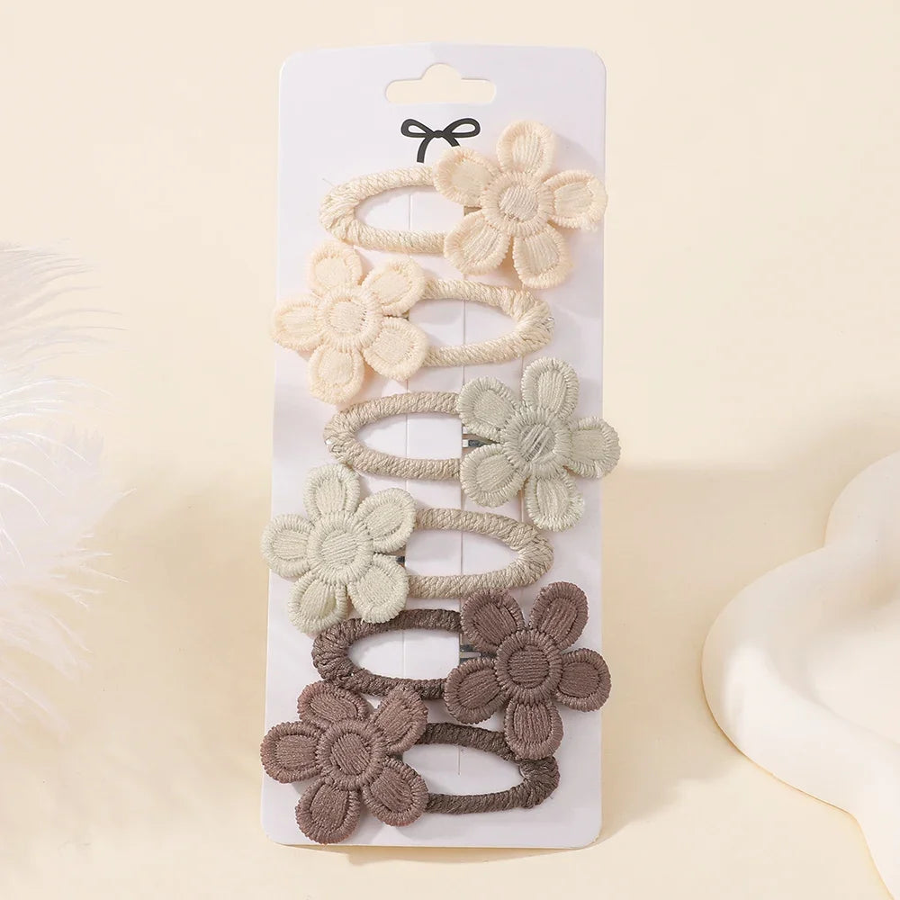 Embroidered Flower Hair Clip Set