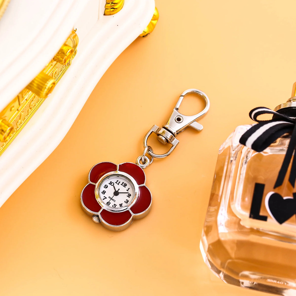 y2K Pop Daisy Clip-On Keychain Watch