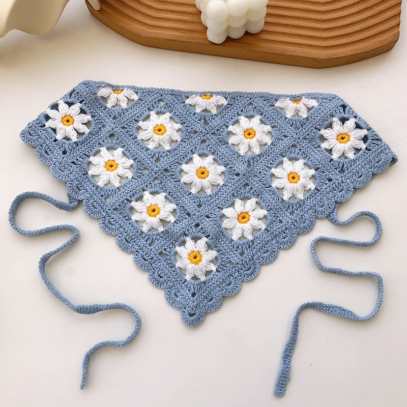 Crochet Daisy Triangle Scarf (5 Colours)