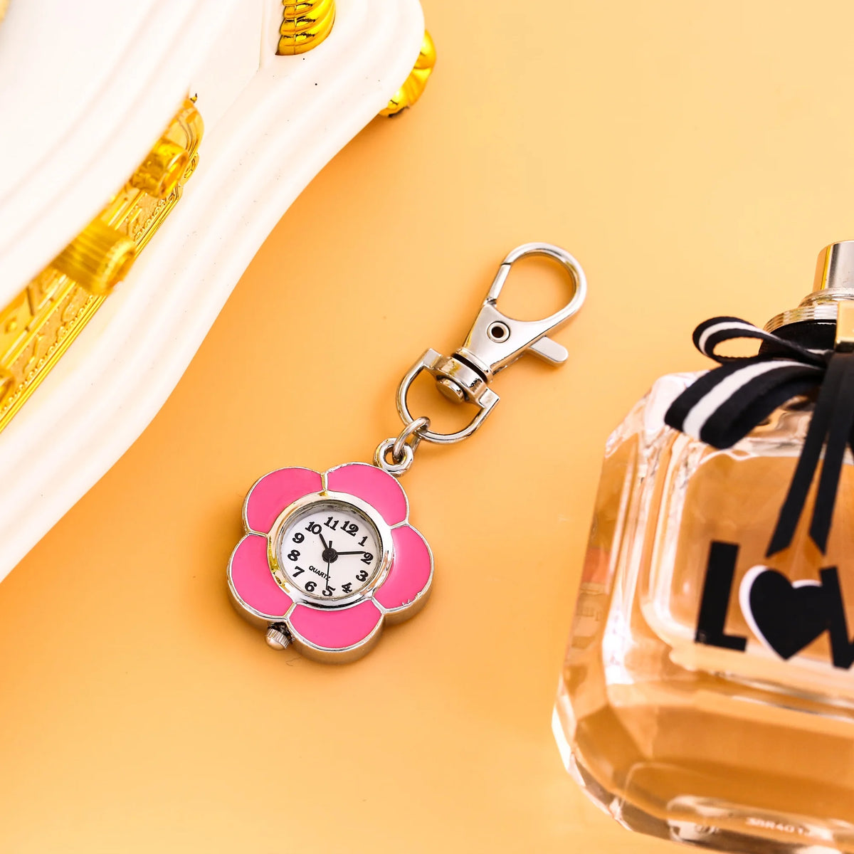 y2K Pop Daisy Clip-On Keychain Watch