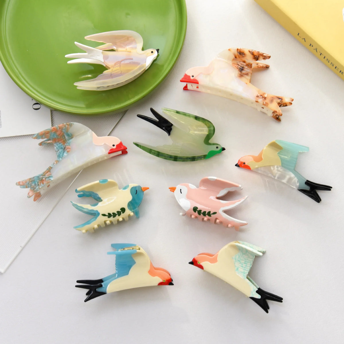 Glossy Acrylic Sparrow Hair Claw Clip