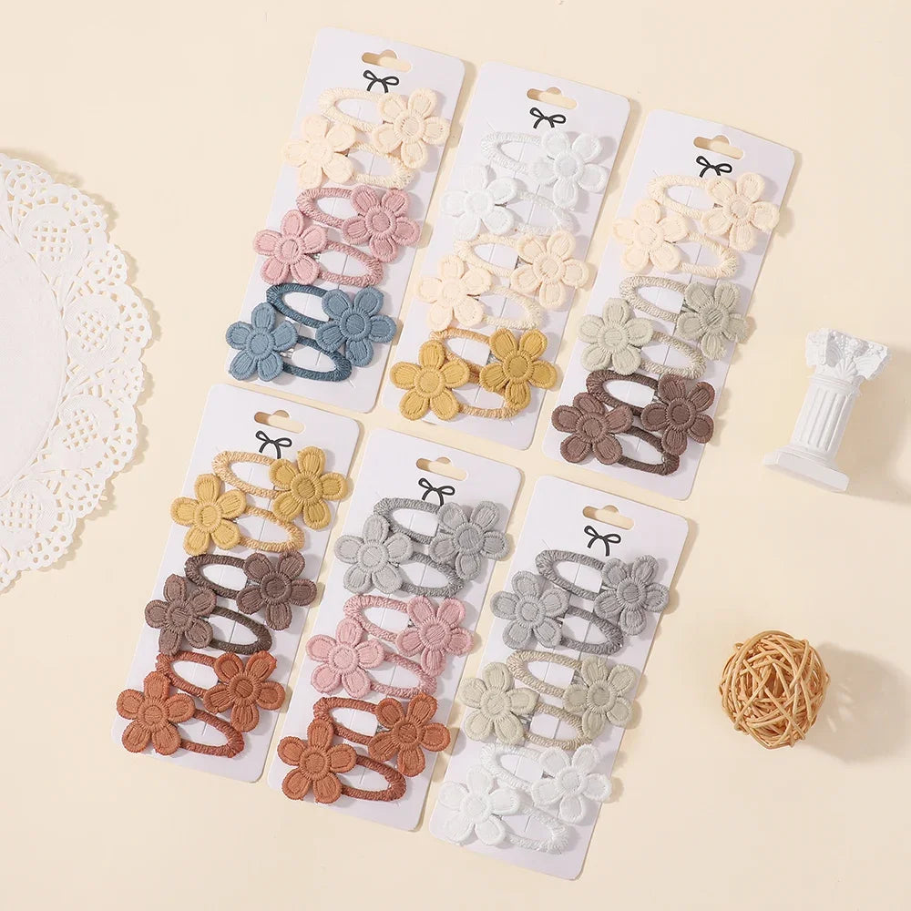 Embroidered Flower Hair Clip Set