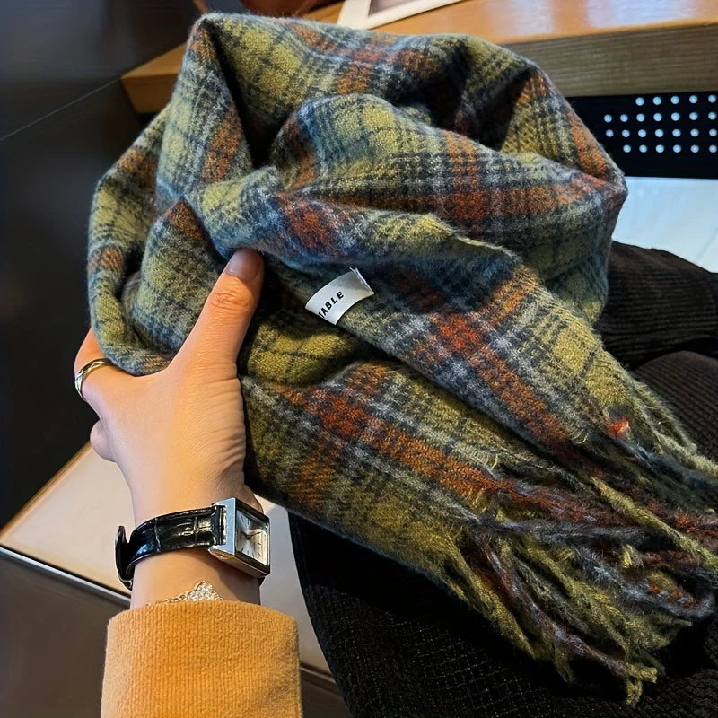 Plaid Green Tassel Scarf