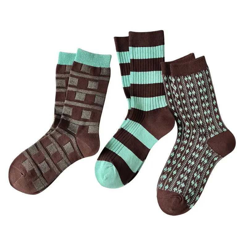 Stripe Pattern Crew Socks