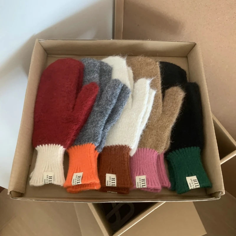 Colour Block Mittens