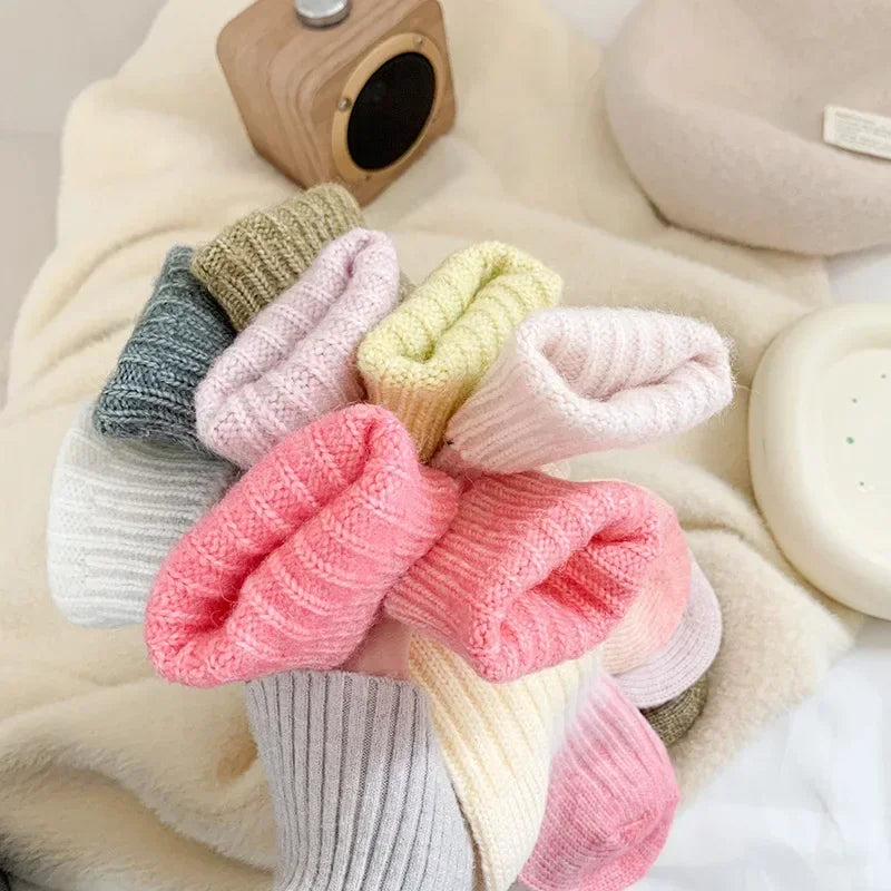Dreamy Gradient Crew Socks