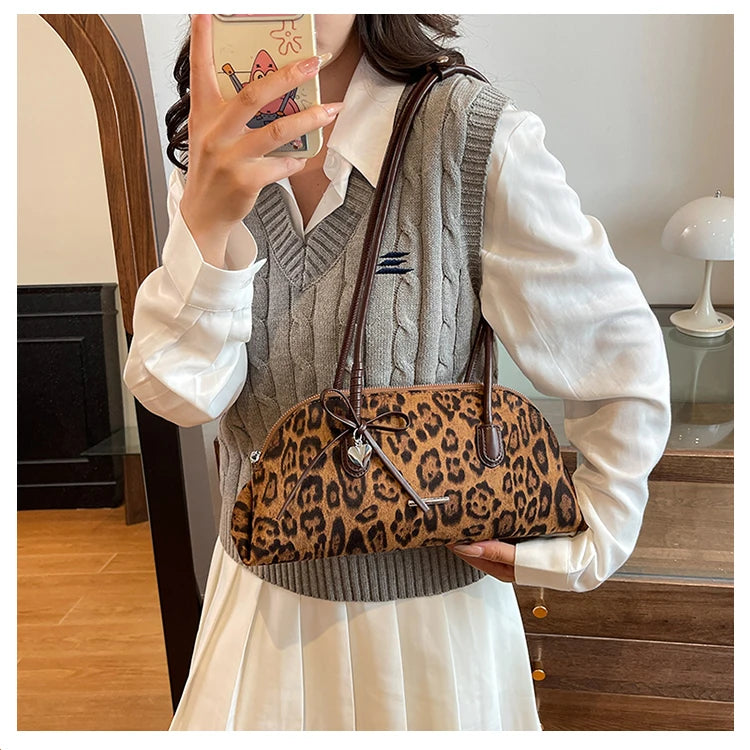 Retro American Style Crossbody Bag Women's Handbag Fashionable Handheld Bag Casual Single Shoulder Bag Simple Style Handbag - Ice Cream Cake
