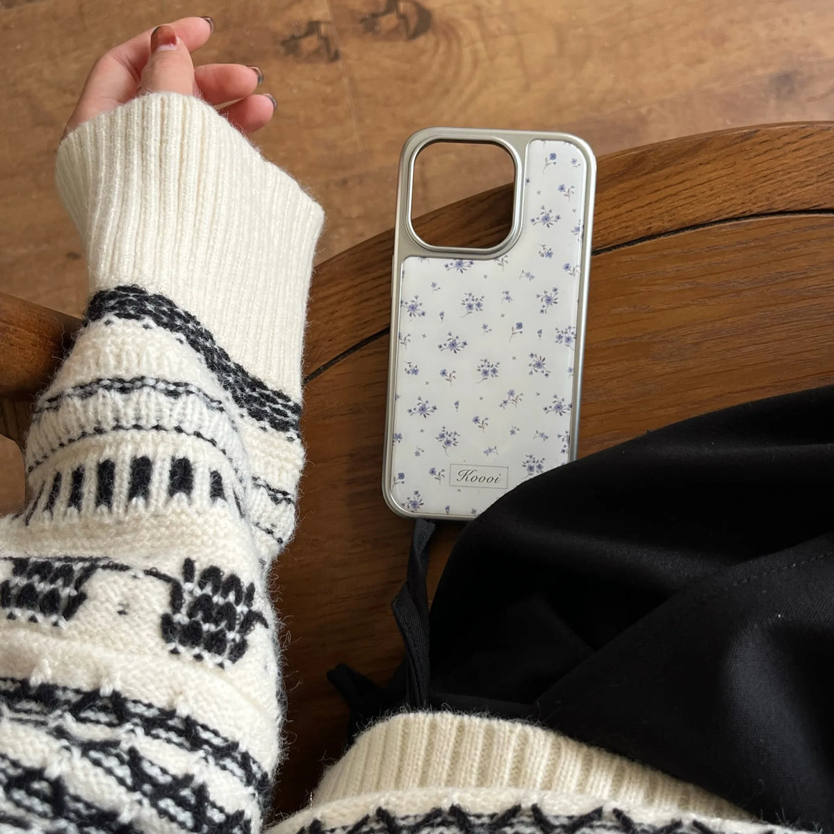 Ditzy Floral Print iPhone Case