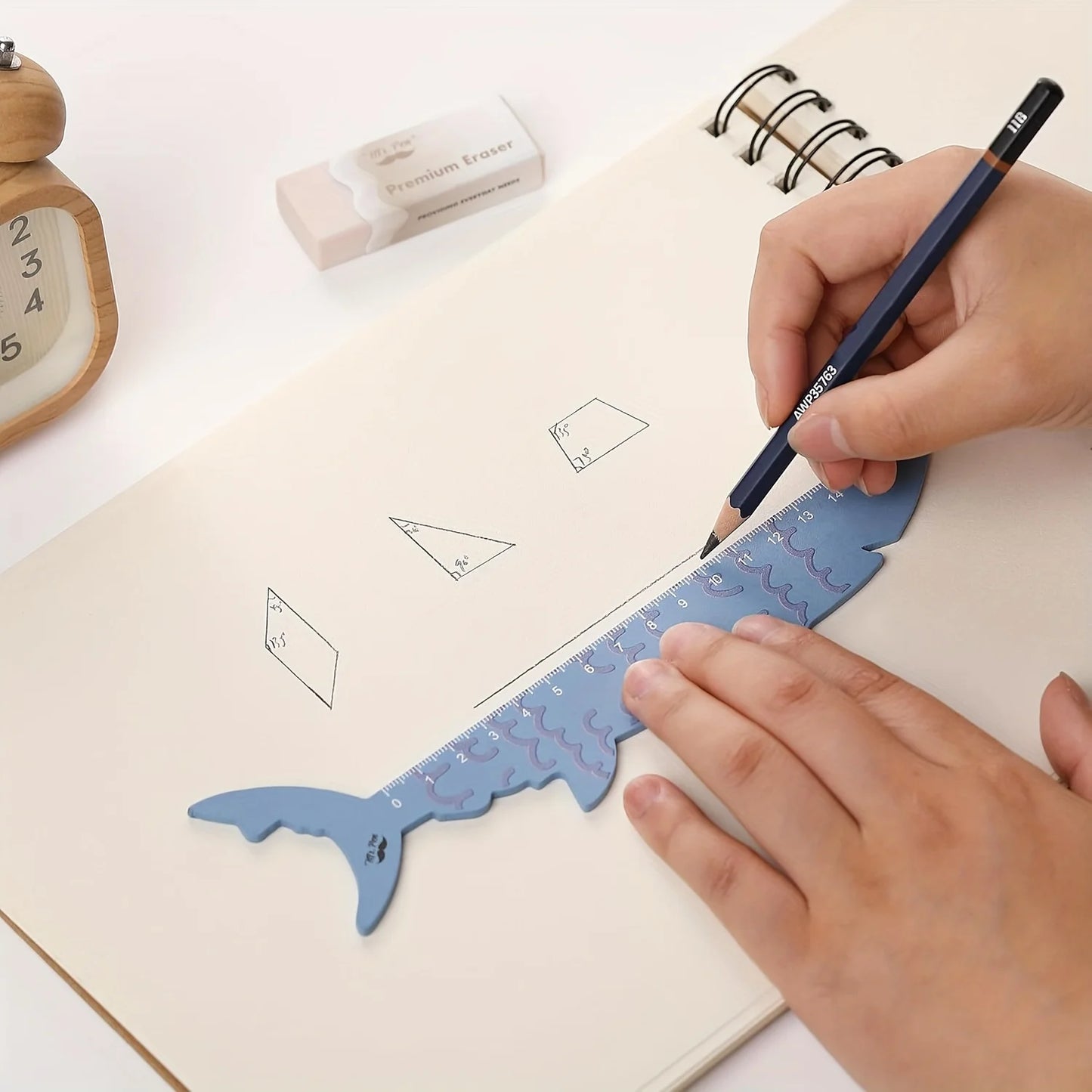 5 animal shaped rulers - decorative and practical measuring tools, classroom, holiday gifts, classroom accessories, fun design - Ice Cream Cake