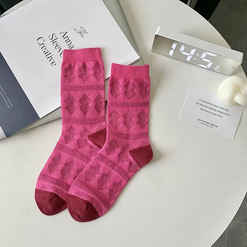 Stripe Pattern Crew Socks