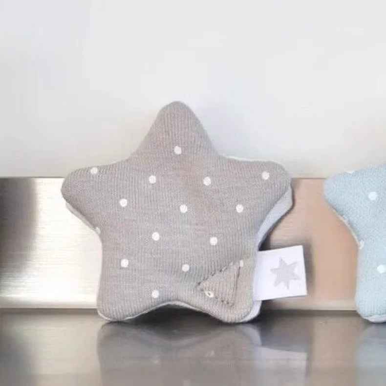 Polka Dot Star Cable Tidy