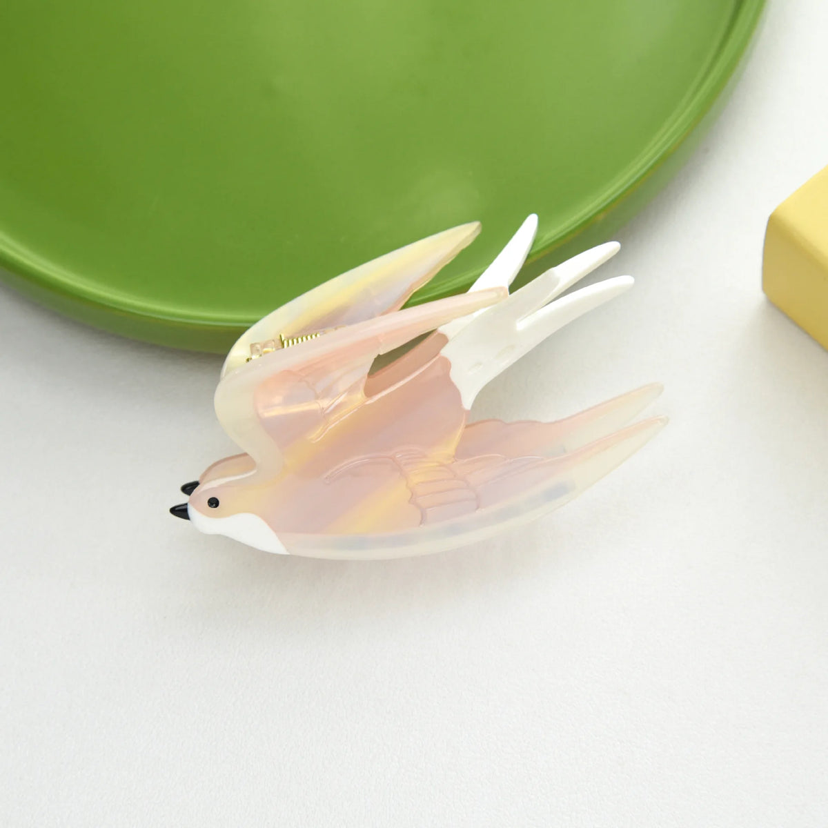 Glossy Acrylic Sparrow Hair Claw Clip