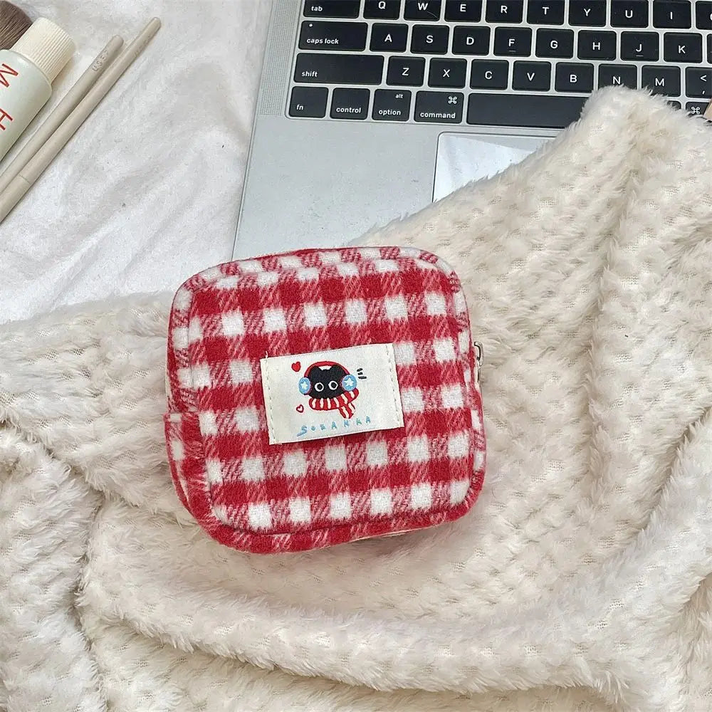Winter Cat Gingham Zipper Pouch - Ice Cream Cake