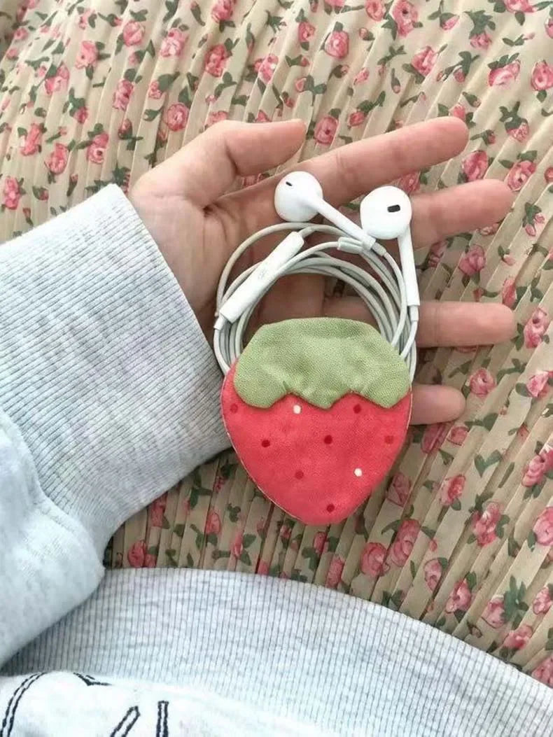 Kawaii Strawberry Wire Tidy