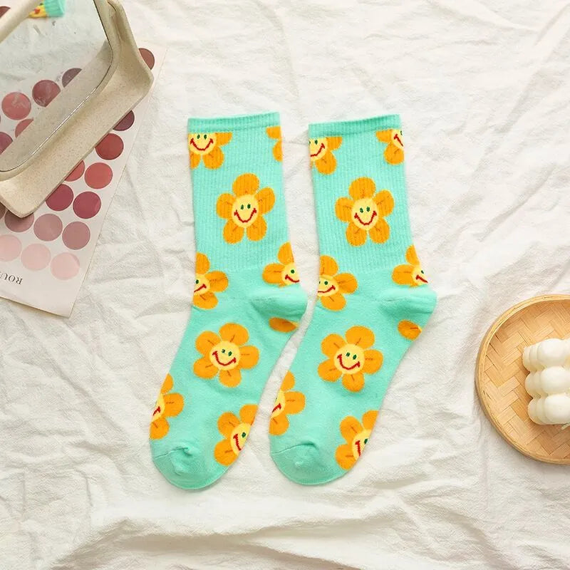 Smiling Daisy Crew Socks