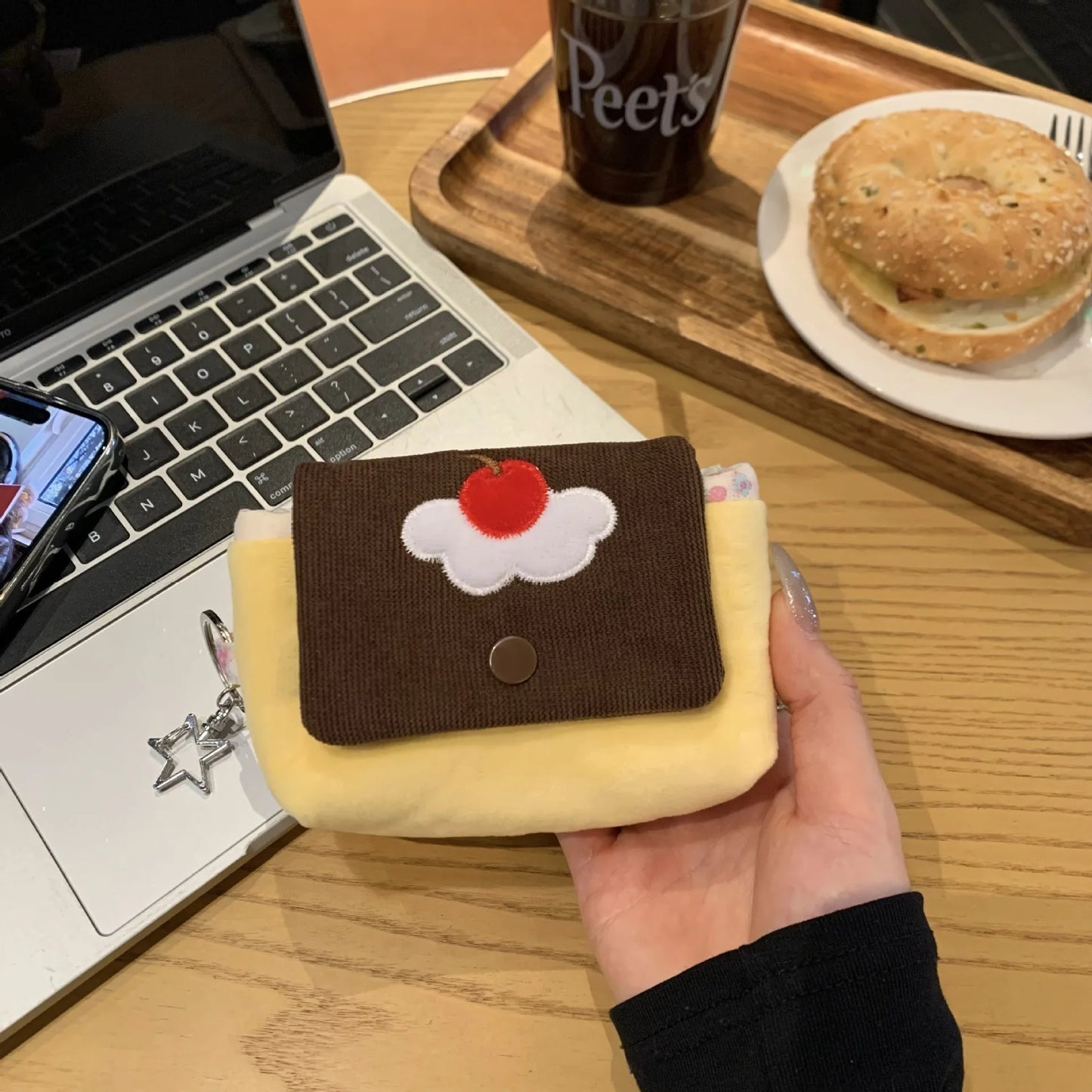 Multifunctional Small Pouch for Girls Cute Cherry Pudding Plush Coin Purse Mini Cartoon Portable Wallet for Cards Earphones Case - Ice Cream Cake