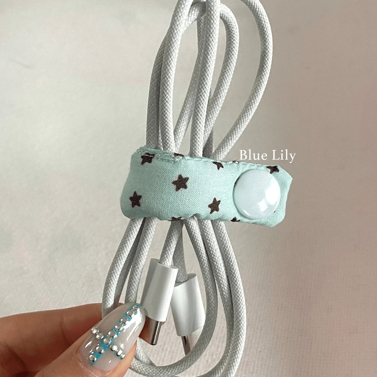INS Style Star Cable Buckle - Cute Fabric Data Wire Organizer for Portable Headphone & Charging Cable Storage - Ice Cream Cake