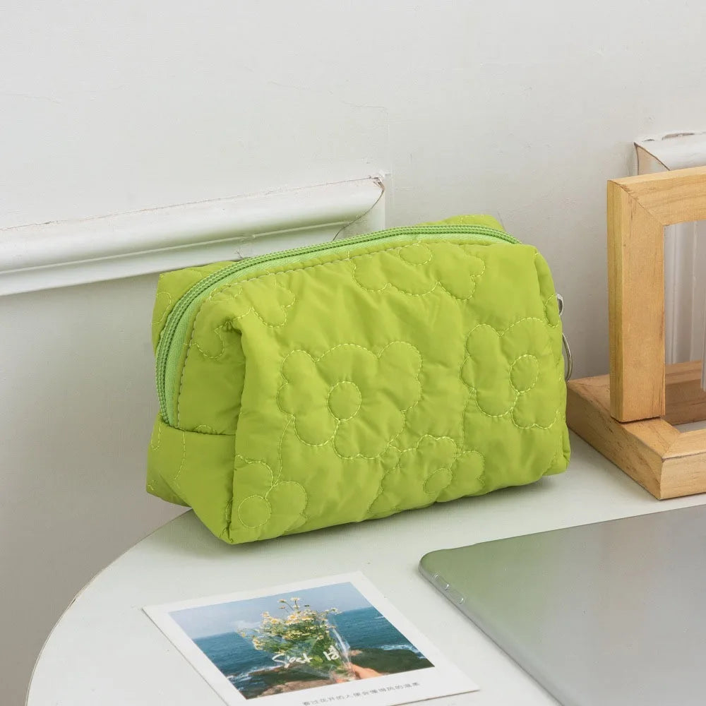 Flower Pattern Quilted Zipper Pouch