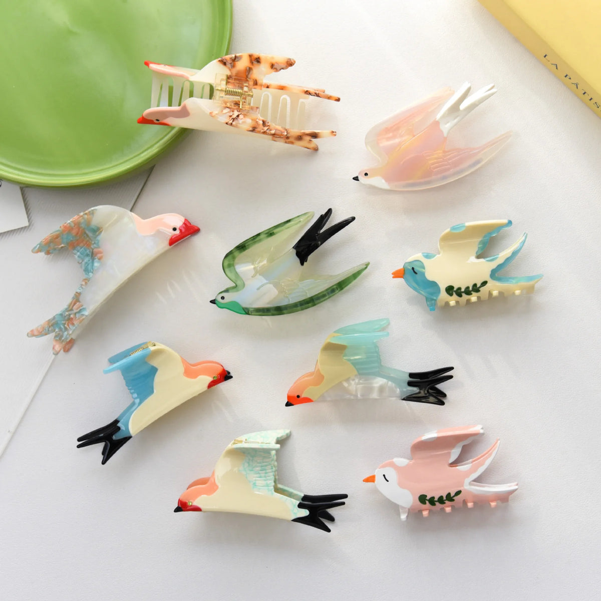 Glossy Acrylic Sparrow Hair Claw Clip