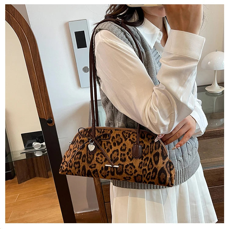 Retro American Style Crossbody Bag Women's Handbag Fashionable Handheld Bag Casual Single Shoulder Bag Simple Style Handbag - Ice Cream Cake