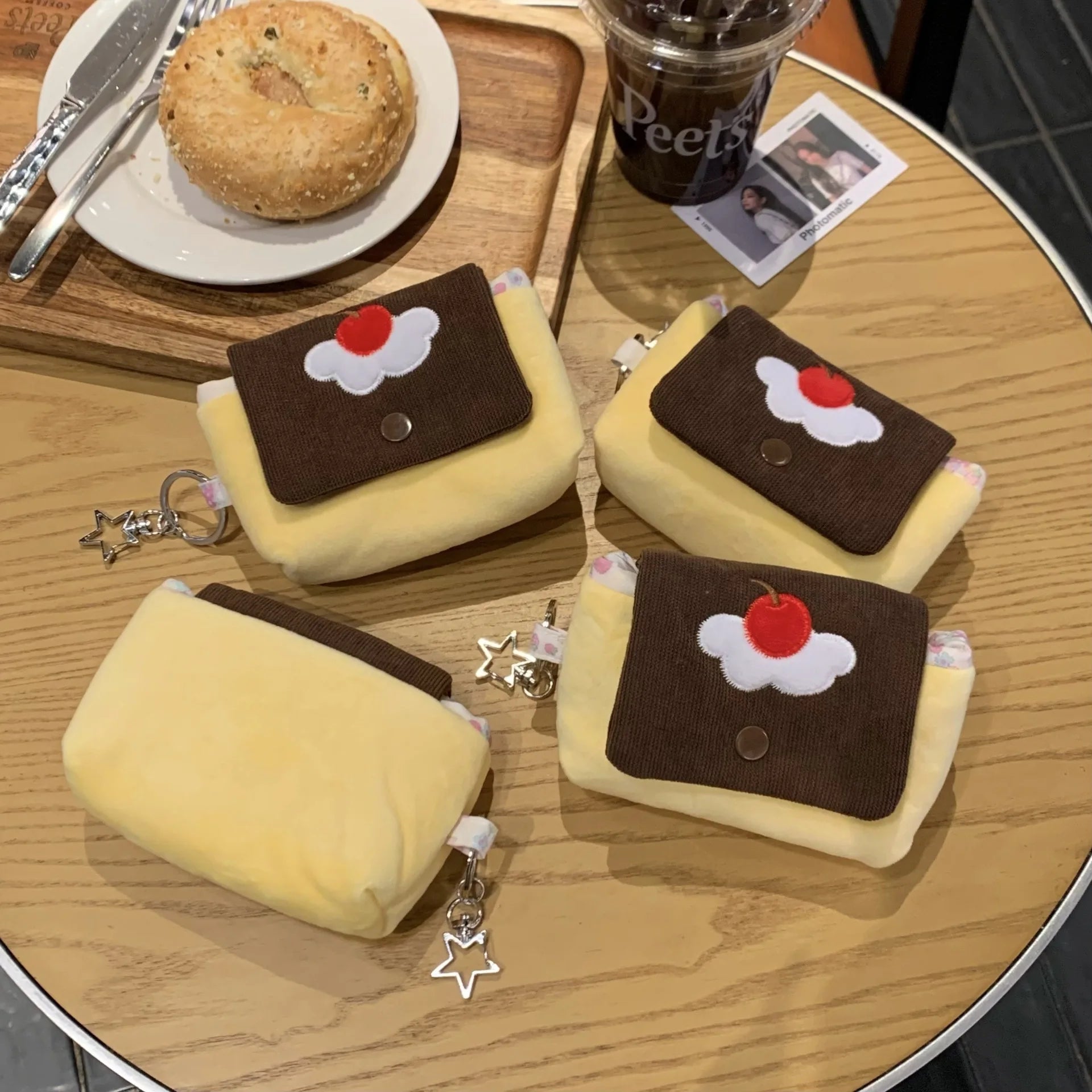 Multifunctional Small Pouch for Girls Cute Cherry Pudding Plush Coin Purse Mini Cartoon Portable Wallet for Cards Earphones Case - Ice Cream Cake