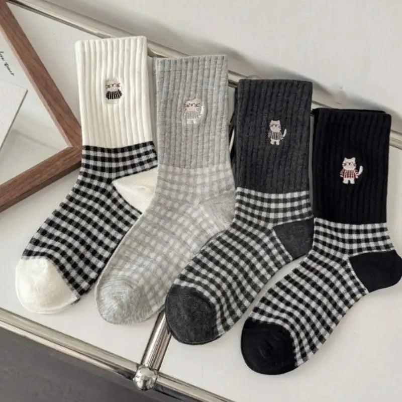 4 Pairs Cute Cartoon Cat Embroidery Socks Women's Casual Fashion Checkered Mid Calf Socks Korean Style Cute Girls Sock - Ice Cream Cake