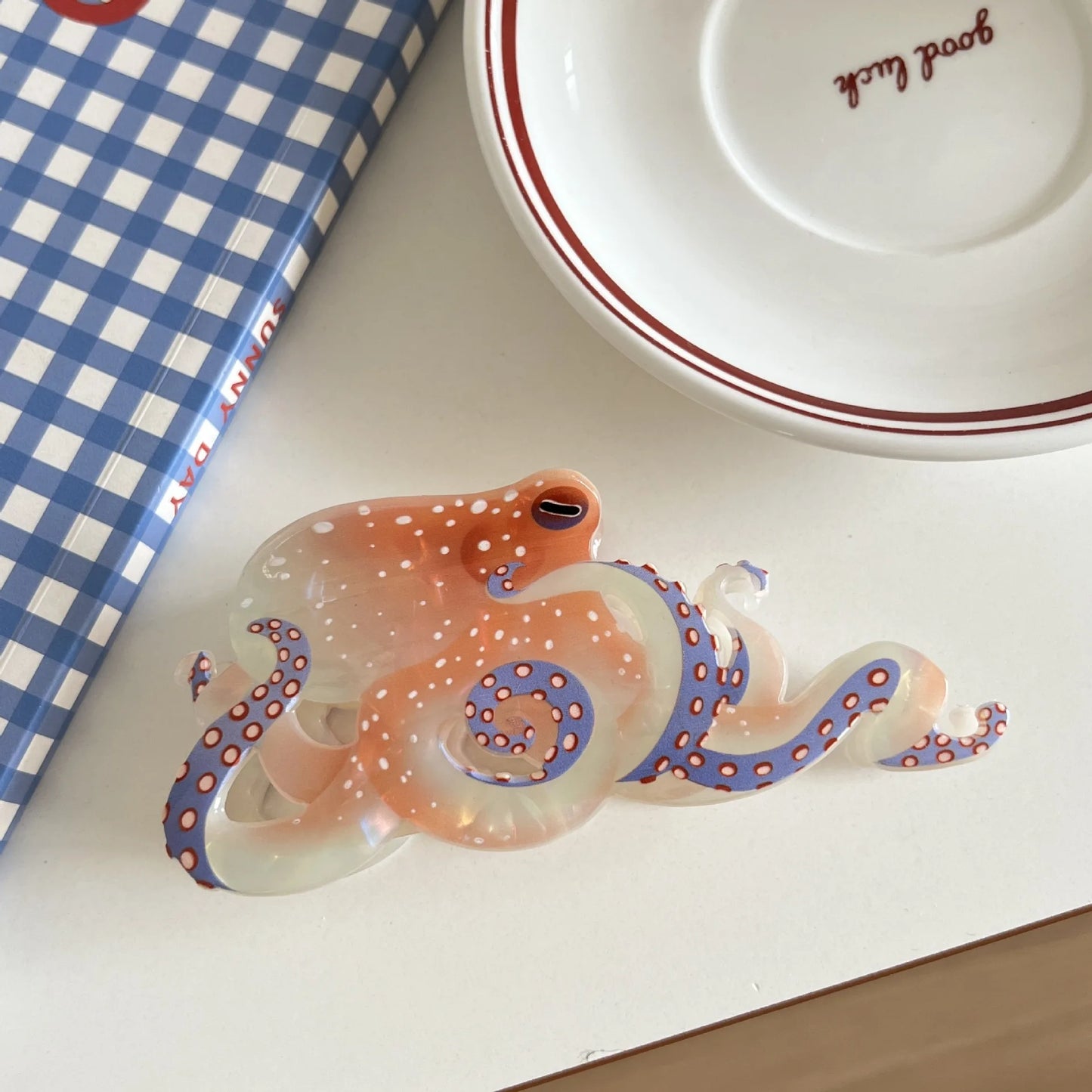 Glossy Acrylic Octopus Hair Claw