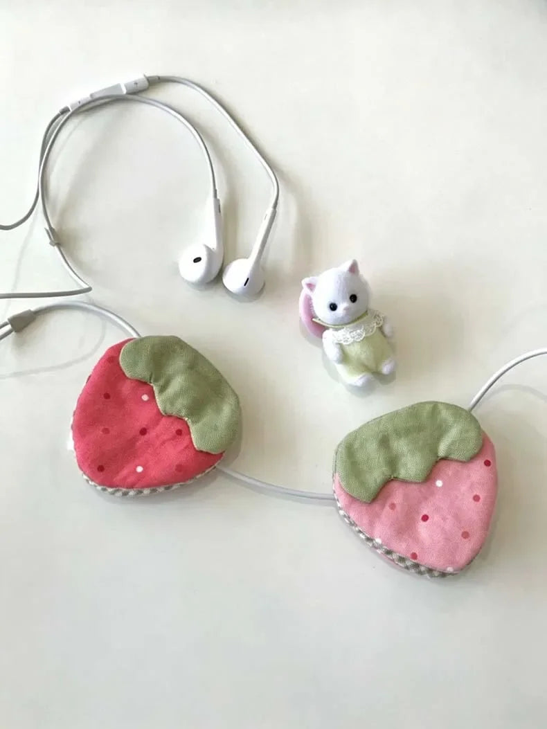 Kawaii Strawberry Wire Tidy