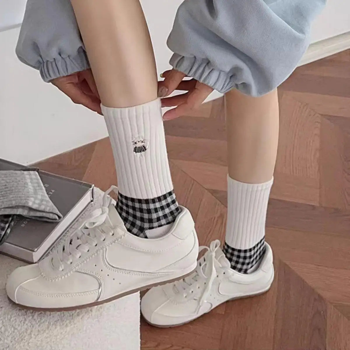 4 Pairs Cute Cartoon Cat Embroidery Socks Women's Casual Fashion Checkered Mid Calf Socks Korean Style Cute Girls Sock - Ice Cream Cake