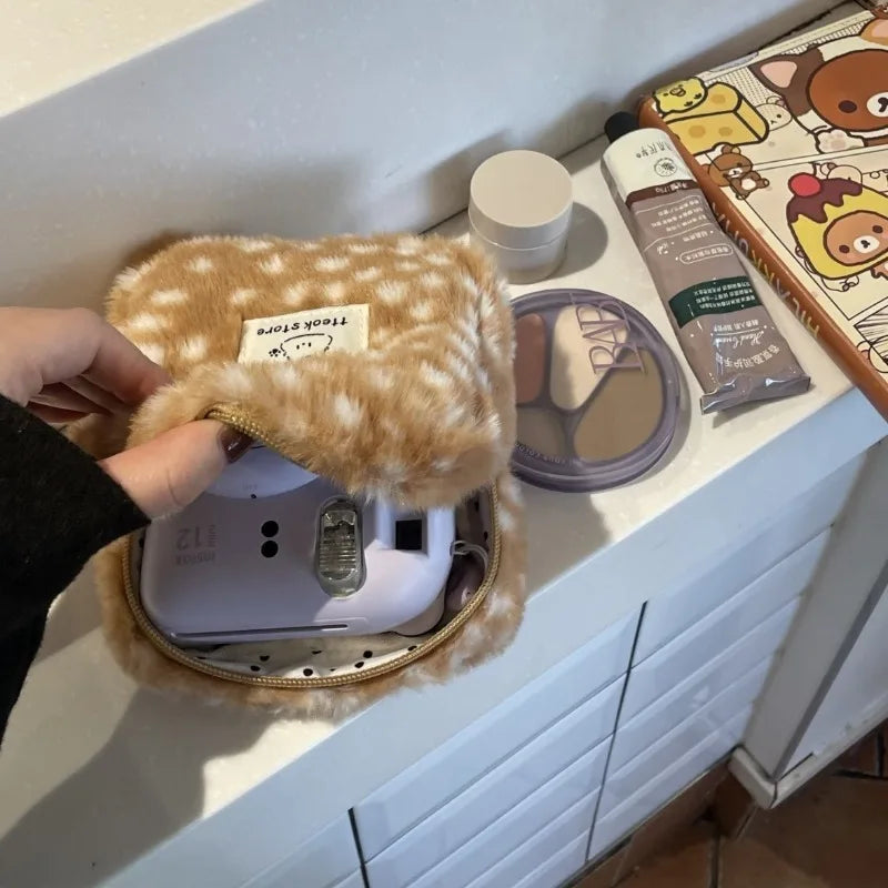Plush Deer Pattern Zipper Pouch