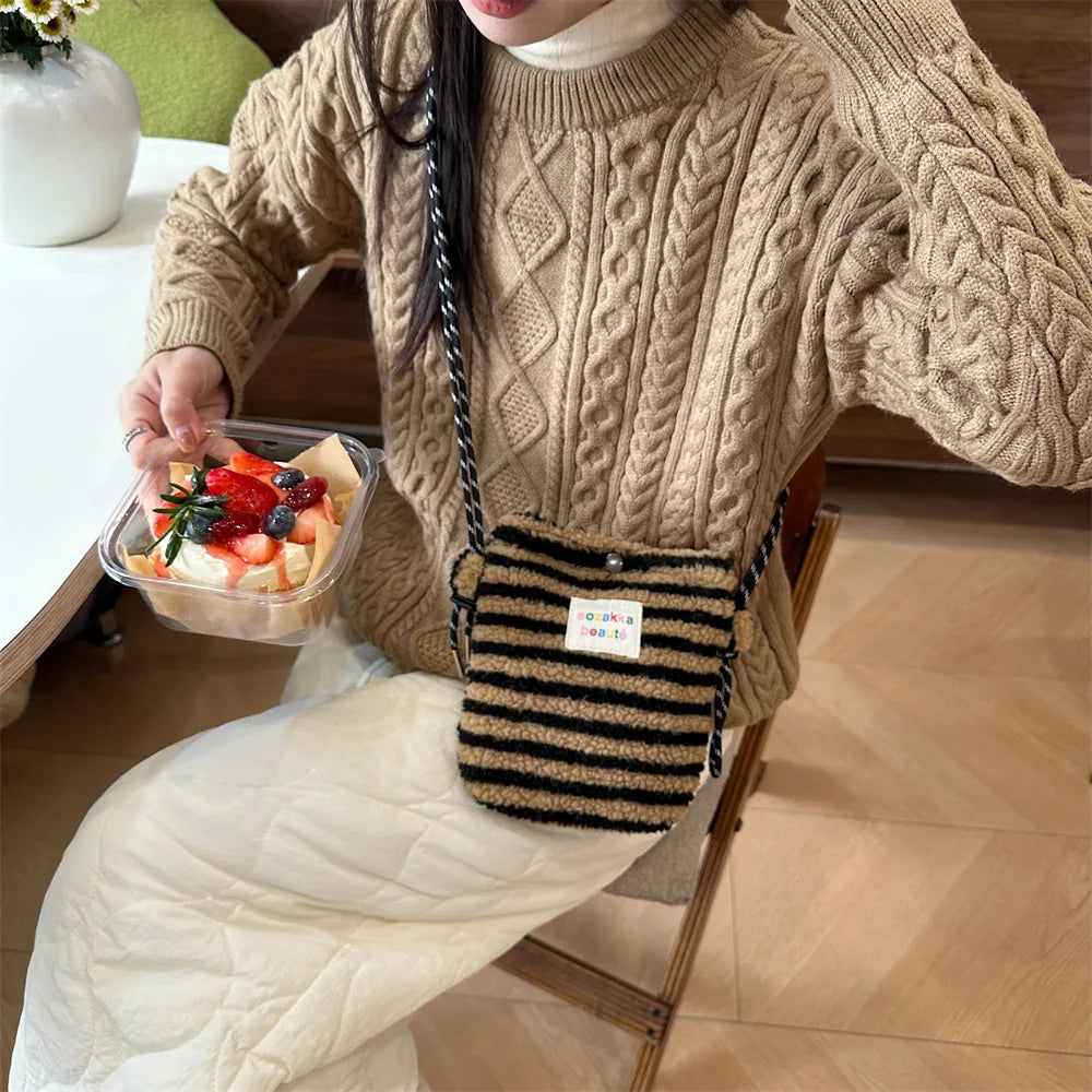 Teddy Fur Plush Pattern Shoulder Bag