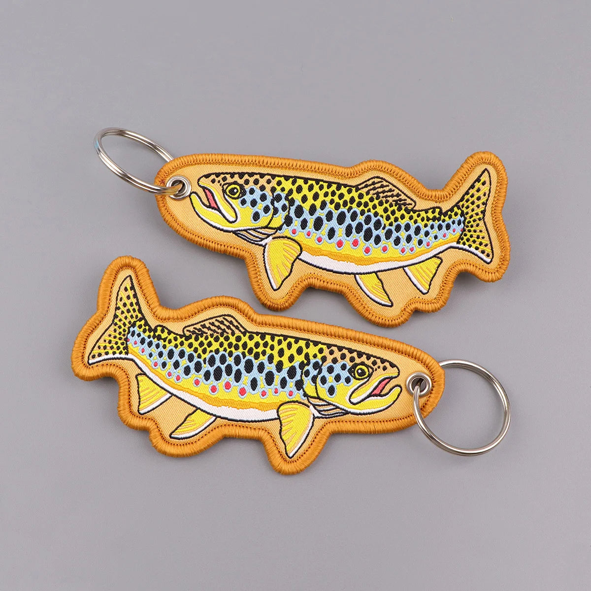 Fish Shape Embroidered Key Tag Lucky Fish Keychain Outdoor Fishing Backpack Car Key Ring Pendant Fisherman Gift Accessory - Ice Cream Cake