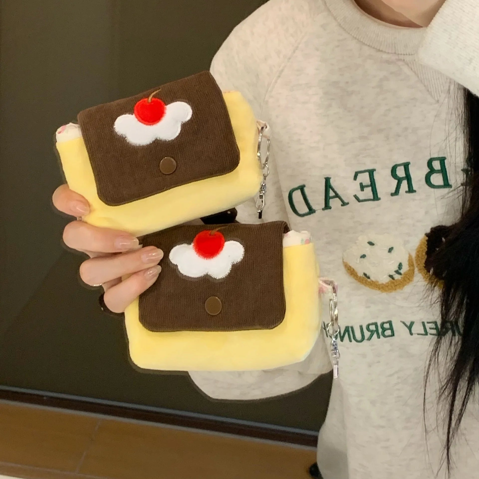 Multifunctional Small Pouch for Girls Cute Cherry Pudding Plush Coin Purse Mini Cartoon Portable Wallet for Cards Earphones Case - Ice Cream Cake
