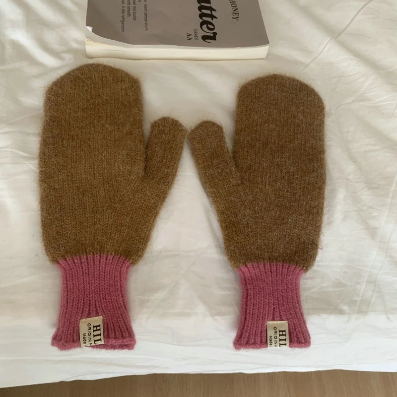 Colour Block Mittens