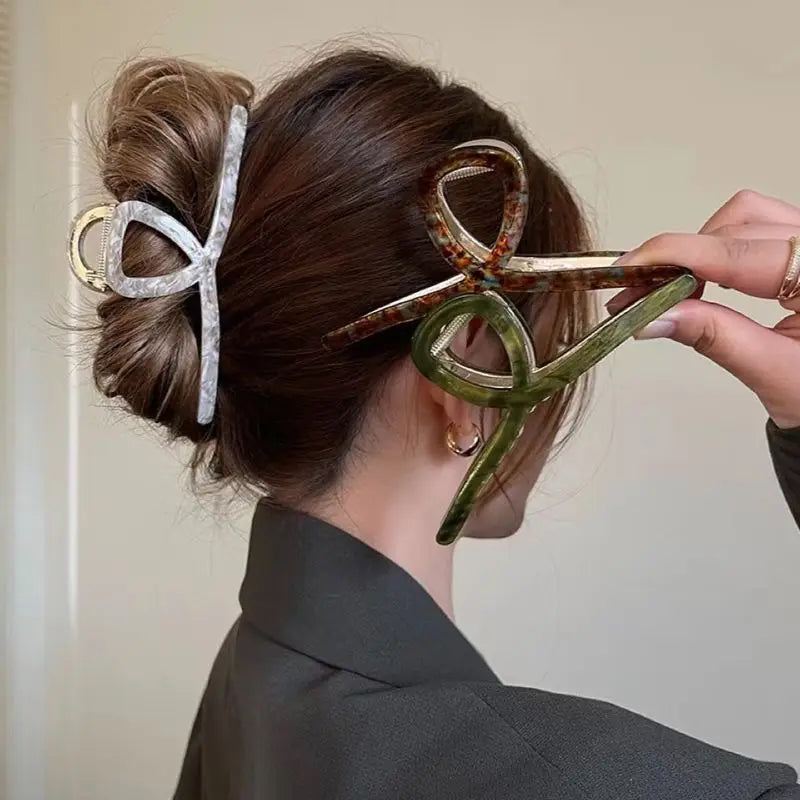 Bow Shaped Hair Claw Clip