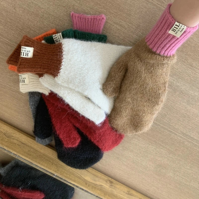 Colour Block Mittens