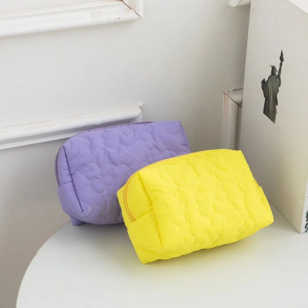 Flower Pattern Quilted Zipper Pouch