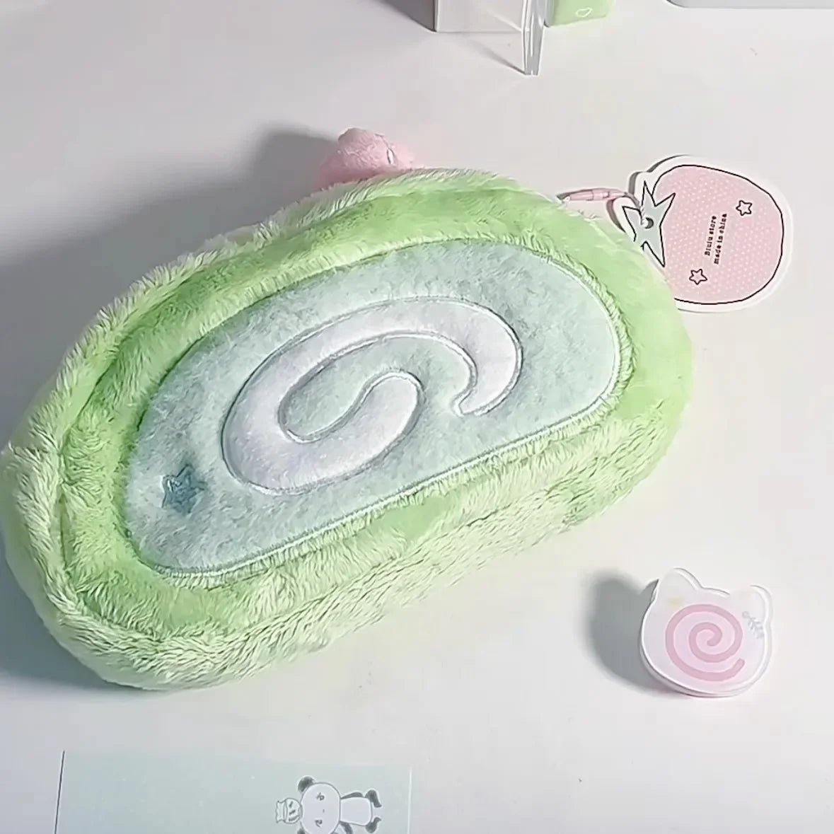 Large Capacity Cute Plush Pencil Case | Multifunctional Stationery Storage Bag - Ice Cream Cake