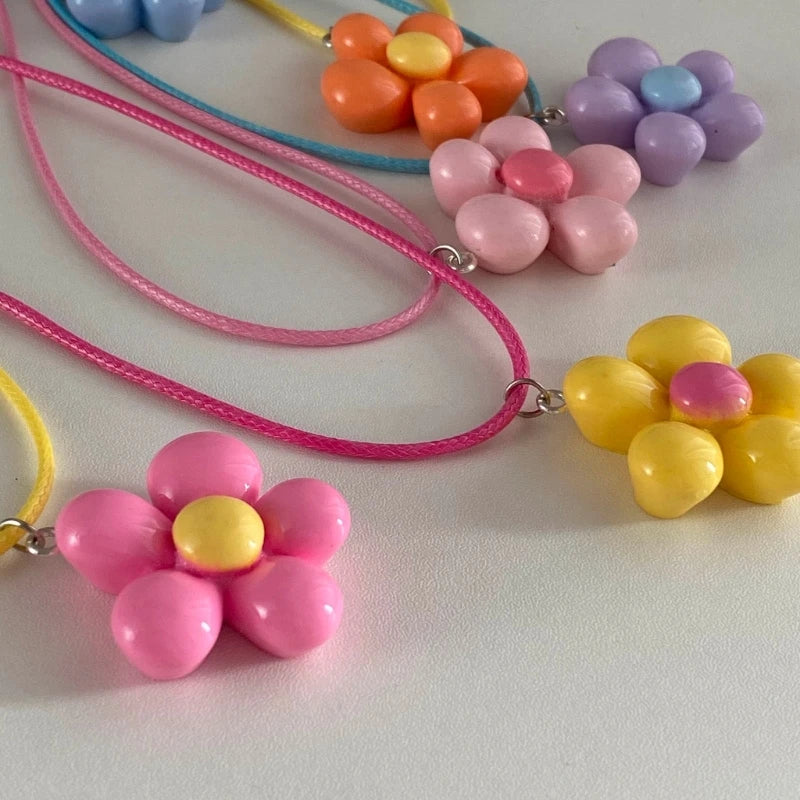 y2K Flower Pop Necklace