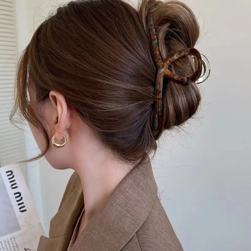 Bow Shaped Hair Claw Clip