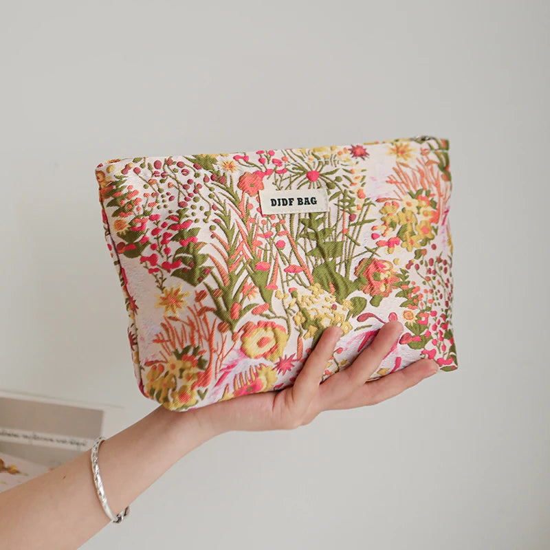 Retro Pattern Zipper pouch