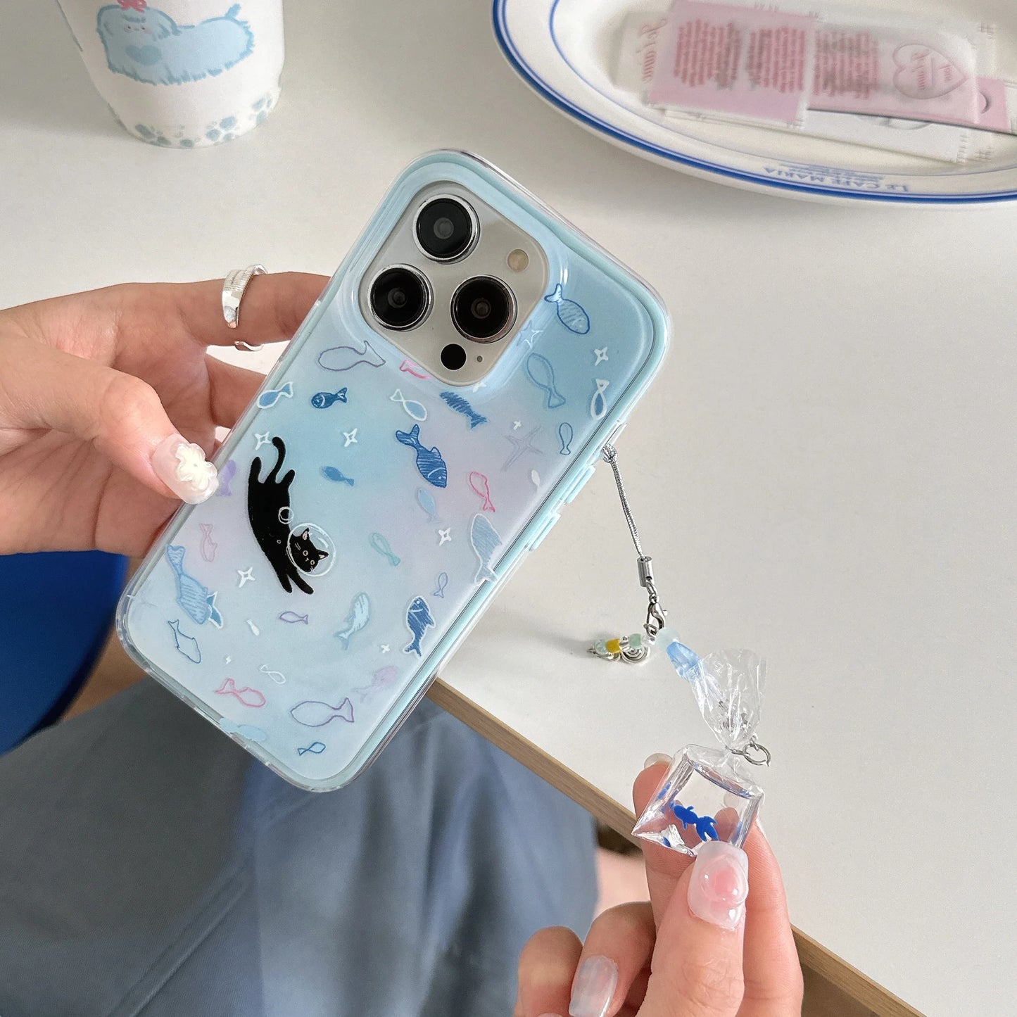 Aquarium Cat iPhone Case - Ice Cream Cake