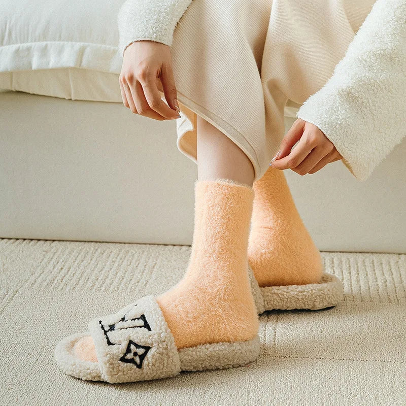 Female Mink Fur Snow-ground Knee Socks, Winter and Autumn Thickened and Warmened Padded Socks, Floor Sleeping Socks - Ice Cream Cake