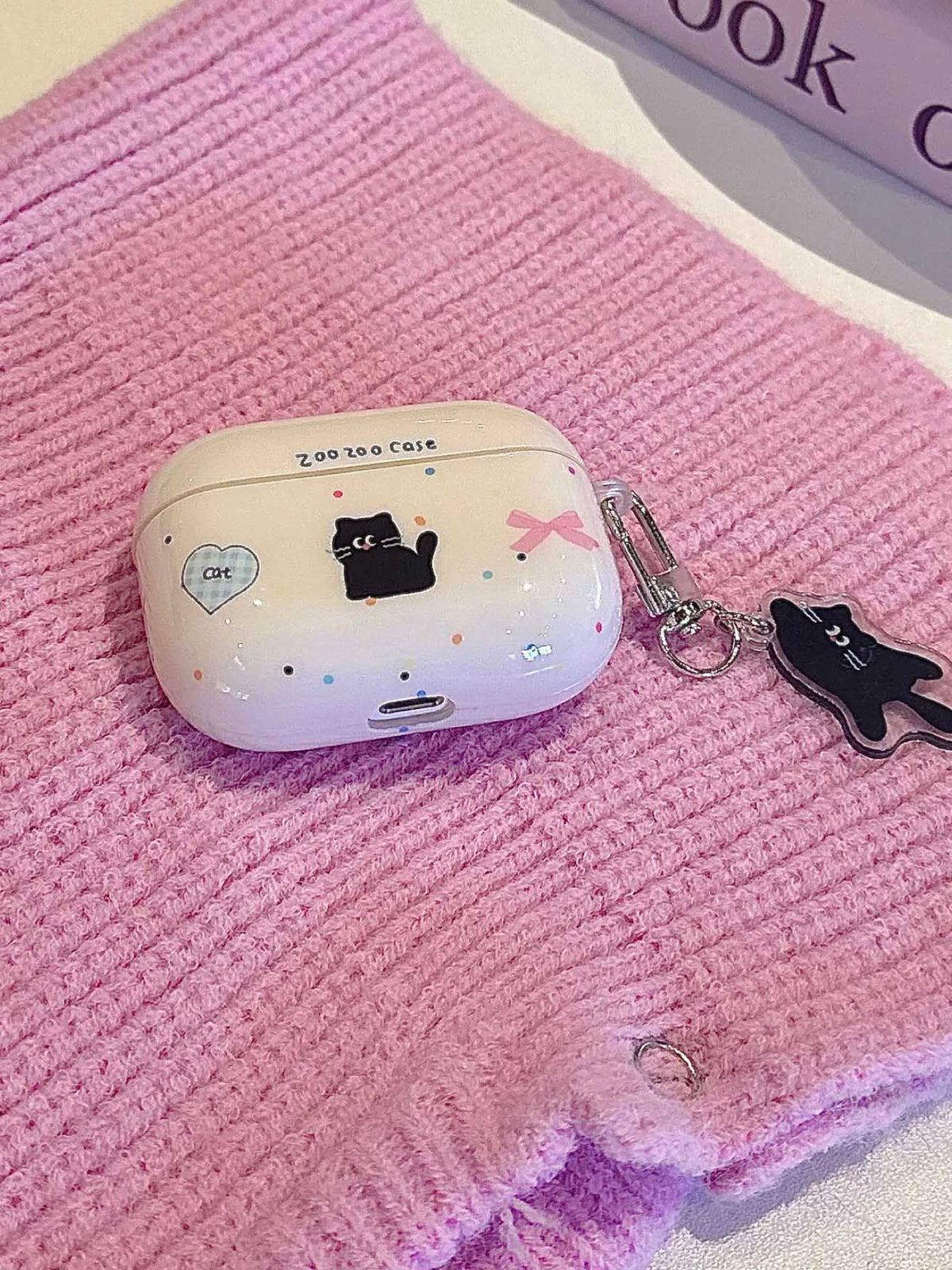 Black Cat AirPods Charger Case Cover
