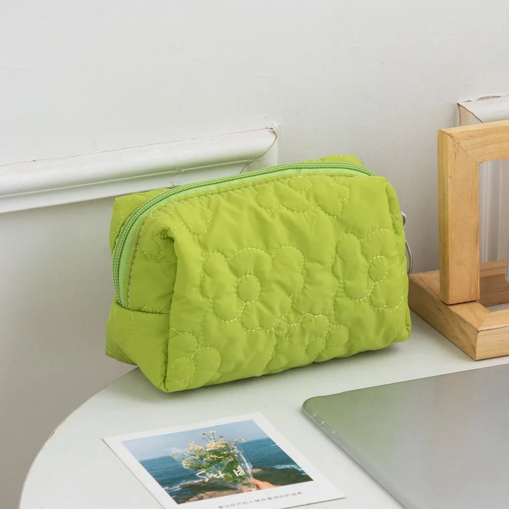 Flower Pattern Quilted Zipper Pouch