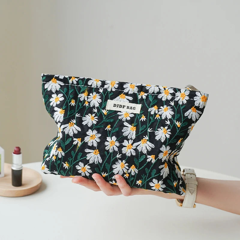Retro Pattern Zipper pouch