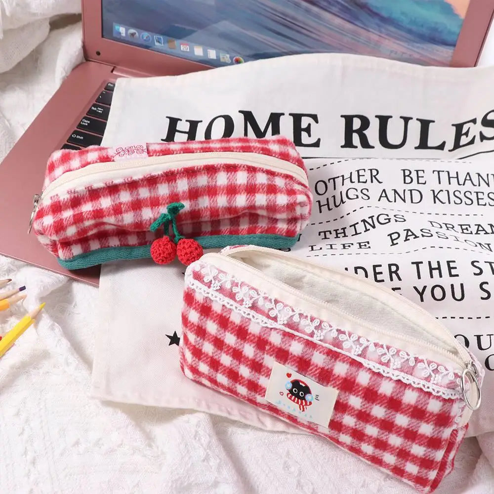 Winter Cat Gingham Zipper Pouch - Ice Cream Cake