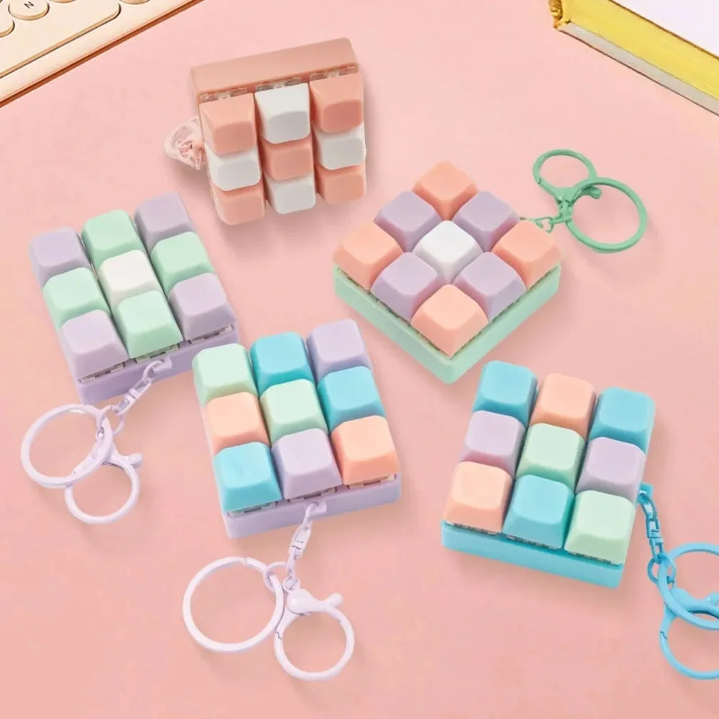 Mini Keyboard Fidget Charm Keychain - Ice Cream Cake
